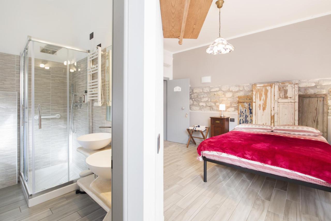 Alla Porta Di Sotto B&B Fivizzano Eksteriør billede