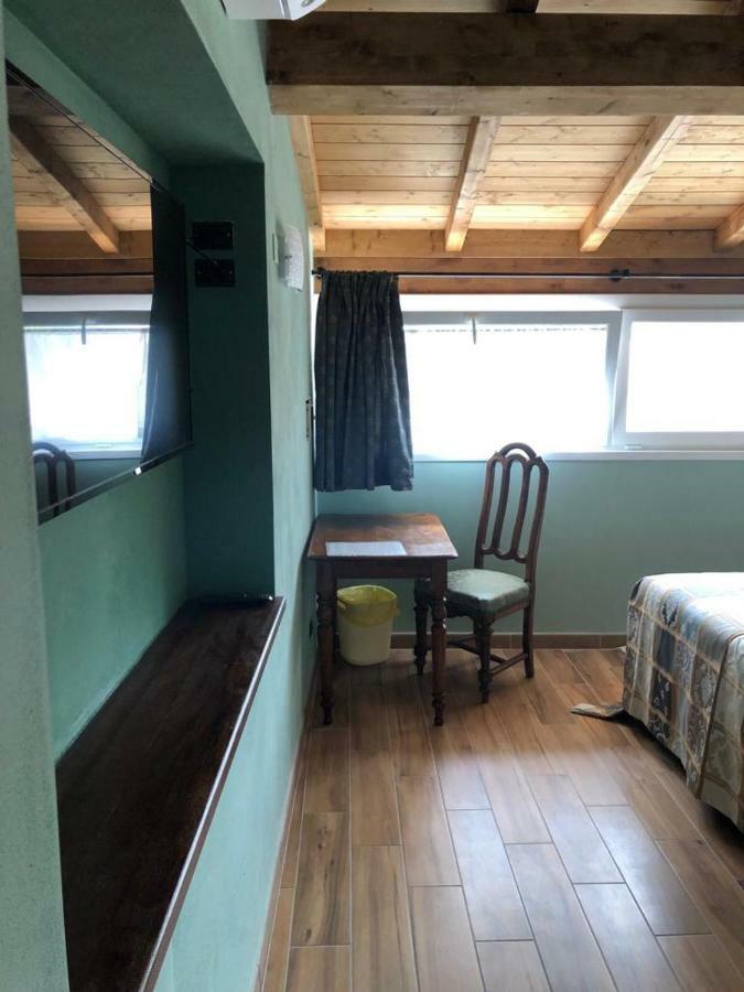 Alla Porta Di Sotto B&B Fivizzano Eksteriør billede