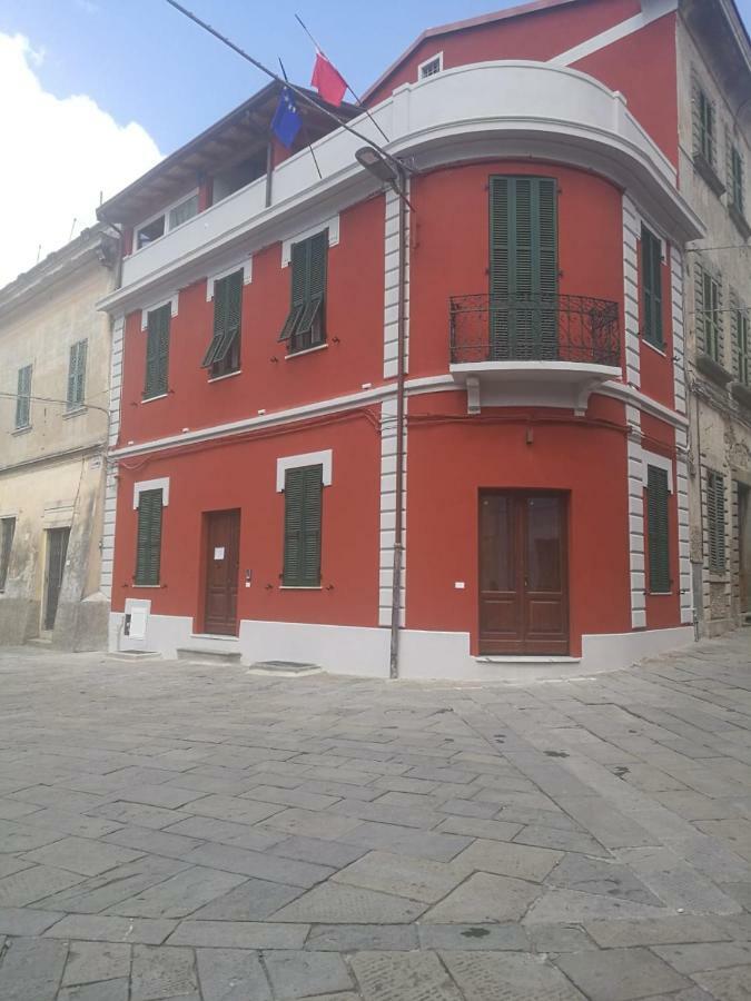 Alla Porta Di Sotto B&B Fivizzano Eksteriør billede