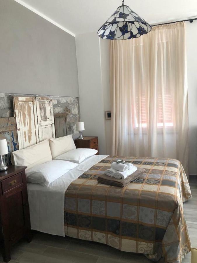 Alla Porta Di Sotto B&B Fivizzano Eksteriør billede